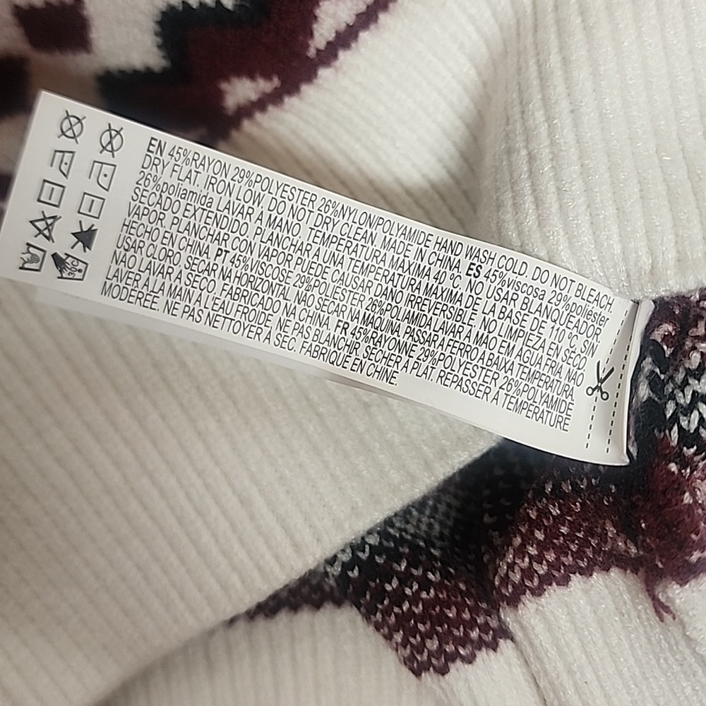Forever 21 Red, White, Burgundy Patterned V-Neck Cropped Sweater Sz L - Picture 7 of 7
